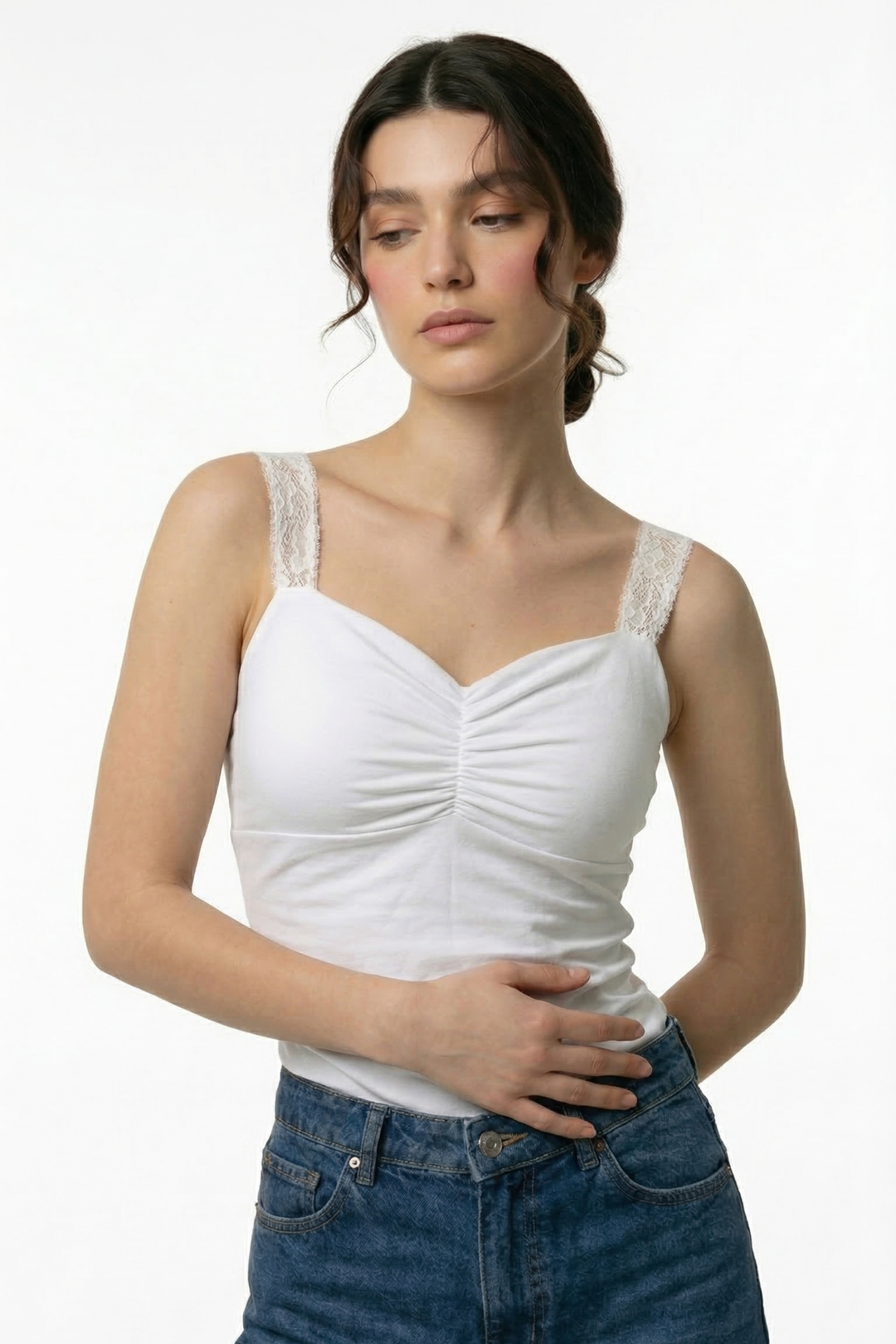 Lucy Lace Sweetheart Ruched Top- White