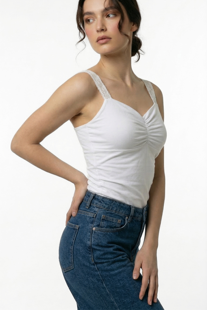 Lucy Lace Sweetheart Ruched Top- White