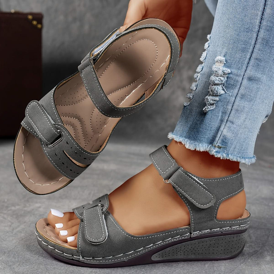 BLAKE COMFORT STEP SANDALS
