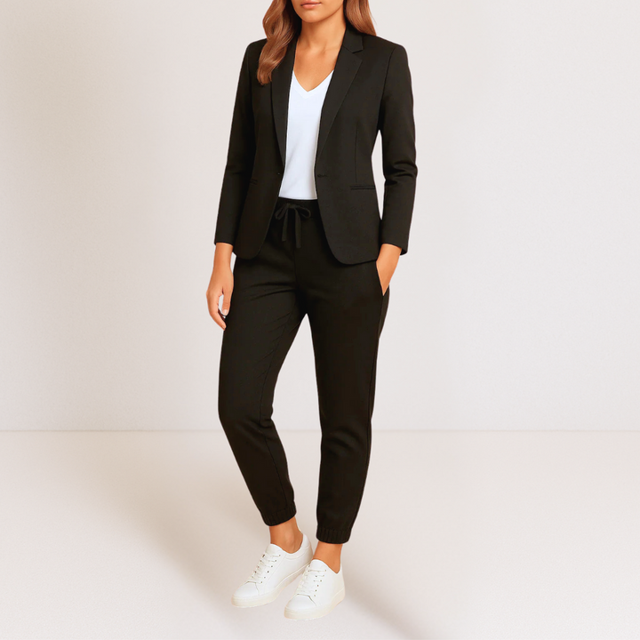 Beatrice | Modern Elegance in a Comfortable Two-Piece Set