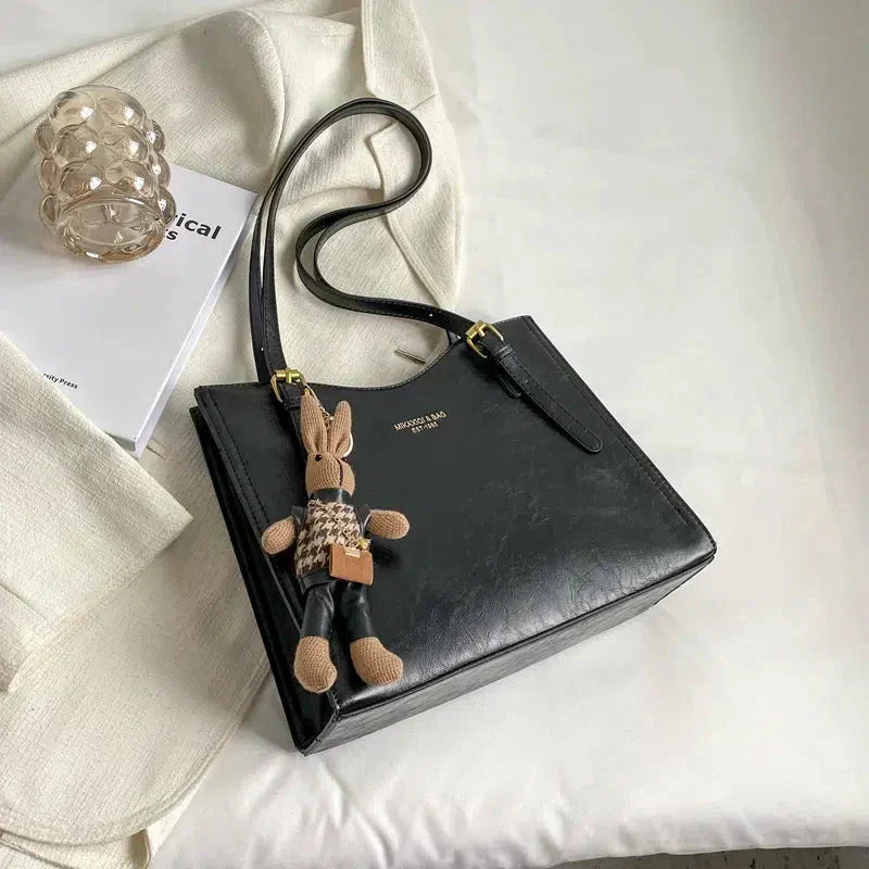 NIKKI | Elegant Shoulder Tote