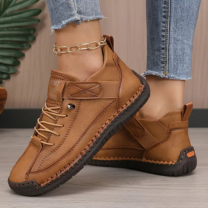 Nova Orthopedic Sneakers