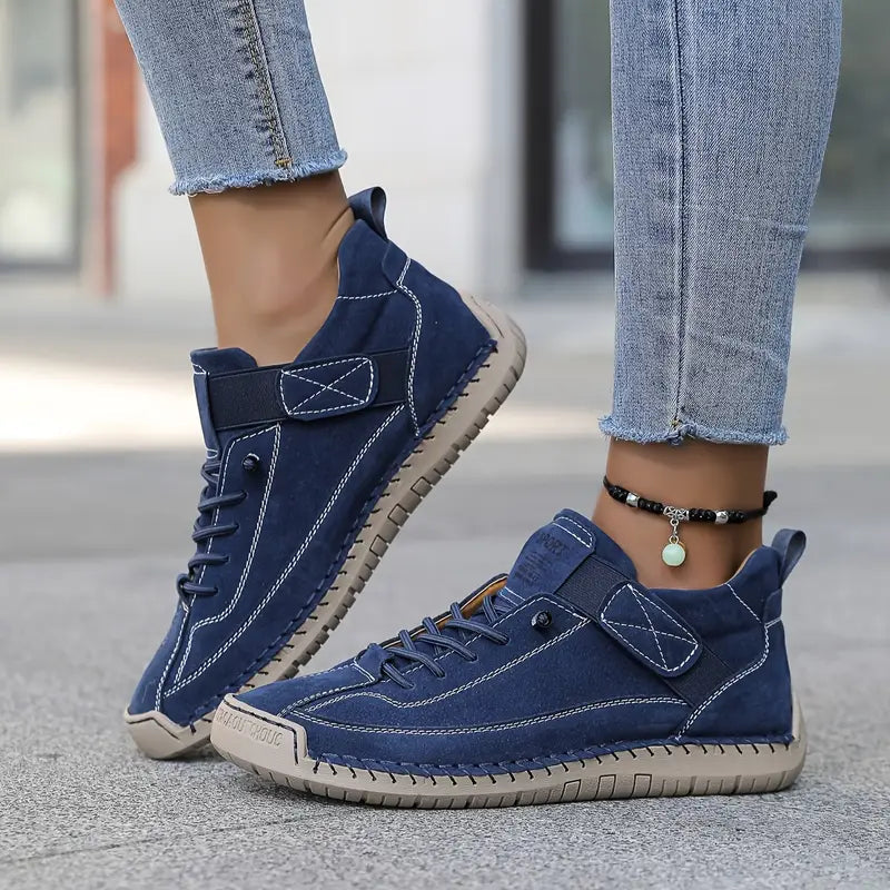 Nova Orthopedic Sneakers
