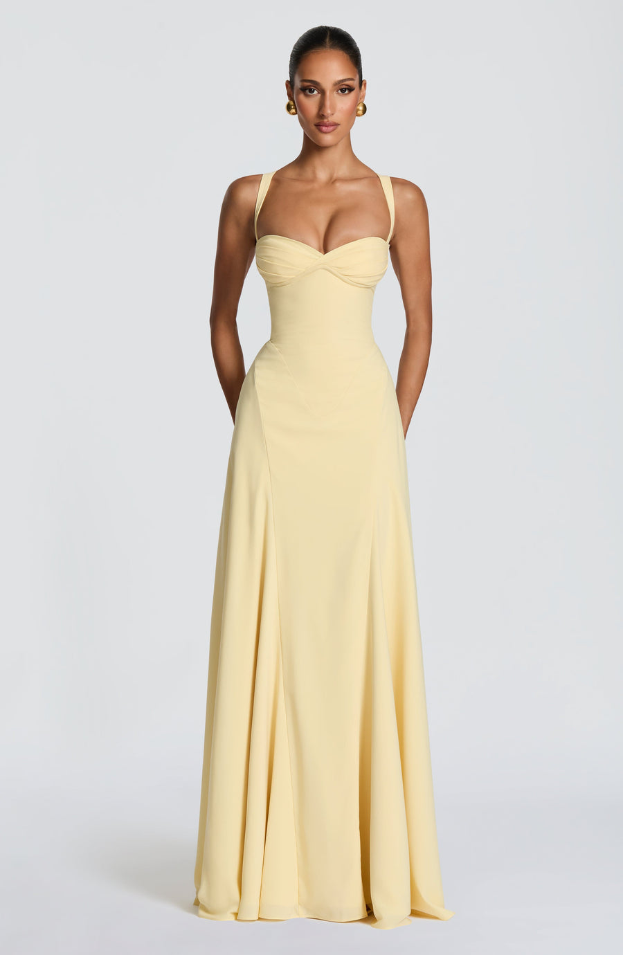 Amara | Elegance Maxi Dress with Sweetheart Neckline